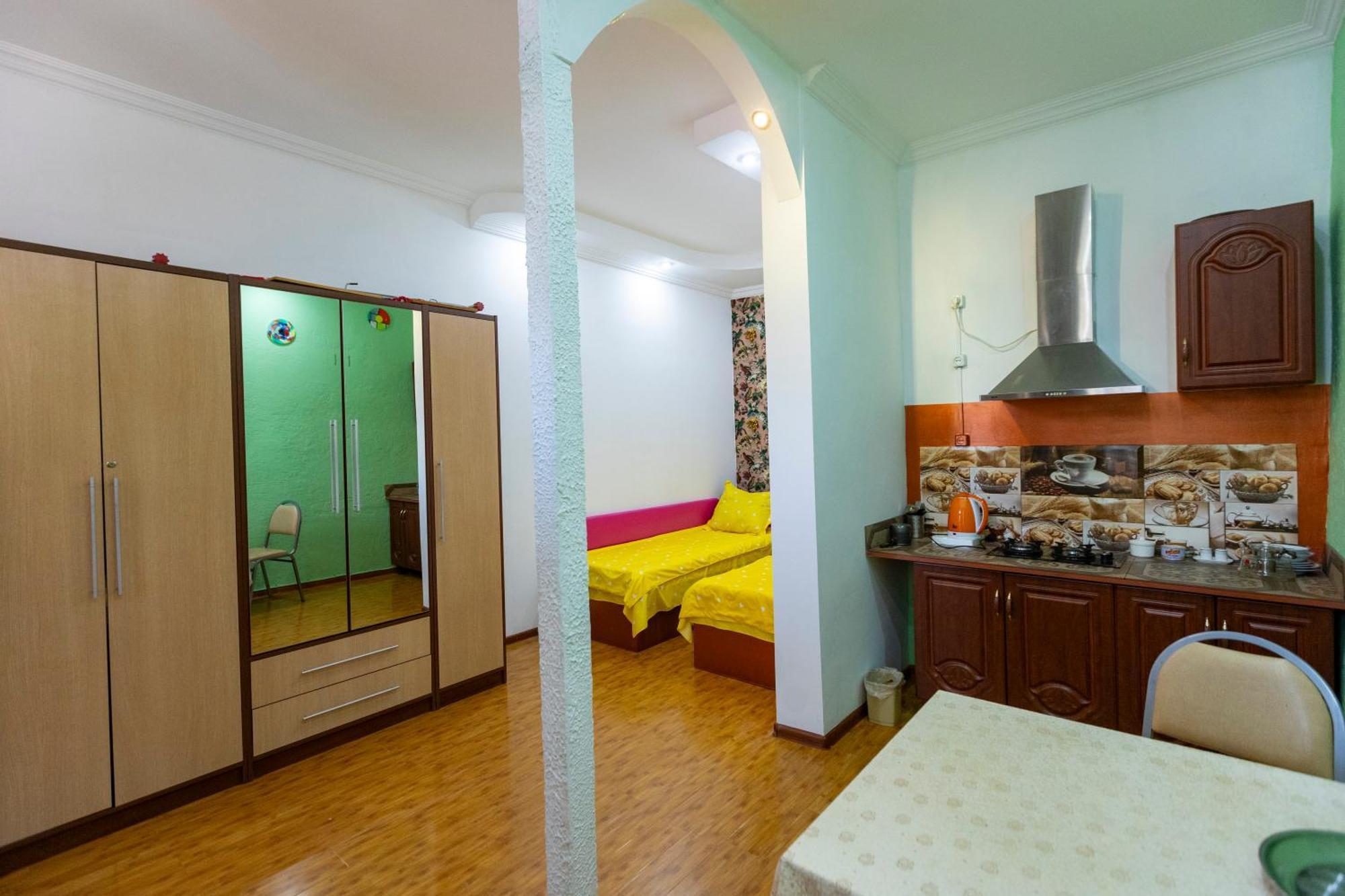 Homestay In Tbilisi Center Gm מראה חיצוני תמונה